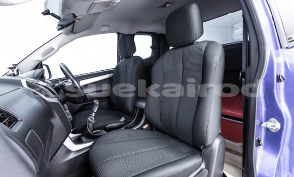 Buy Used Isuzu D-Max Blue Car in Bangkok in Bangkok Buy Used Isuzu D-Max Blue Car in Bangkok in Bangkok