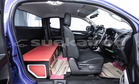 Buy Used Isuzu D-Max Blue Car in Bangkok in Bangkok Buy Used Isuzu D-Max Blue Car in Bangkok in Bangkok