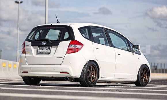 ซื้อ รถมือสอง Honda Jazz ขาว รถยนต์ ใน %{เมือง} ใน กรุงเทพมหานคร ซื้อ รถมือสอง Honda Jazz ขาว รถยนต์ ใน %{เมือง} ใน กรุงเทพมหานคร