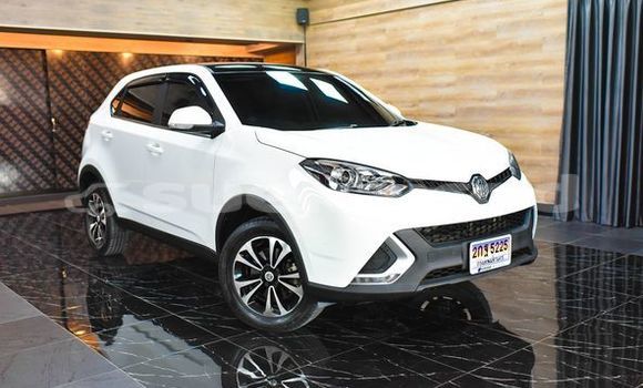 Buy Used MG GS White Car in Bangkok in Bangkok