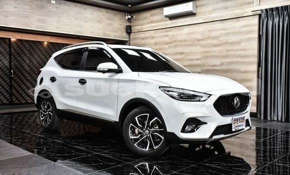 Buy Used MG ZS White Car in Bangkok in Bangkok