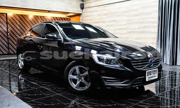 ซื้อ รถมือสอง Volvo S60 สีดำ รถยนต์ ใน %{เมือง} ใน กรุงเทพมหานคร
