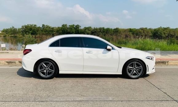 Buy Used Mercedes-Benz A200 White Car in Bangkok in Bangkok Buy Used Mercedes-Benz A200 White Car in Bangkok in Bangkok