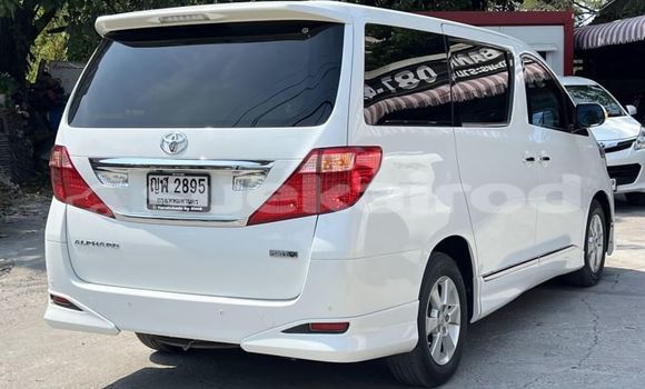 Buy Used Toyota Alphard White Car in Bangkok in Bangkok Buy Used Toyota Alphard White Car in Bangkok in Bangkok