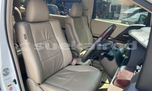 Buy Used Toyota Alphard White Car in Bangkok in Bangkok Buy Used Toyota Alphard White Car in Bangkok in Bangkok