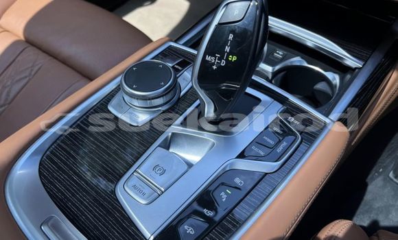 Buy Used BMW 7-Series White Car in Bangkok in Bangkok Buy Used BMW 7-Series White Car in Bangkok in Bangkok