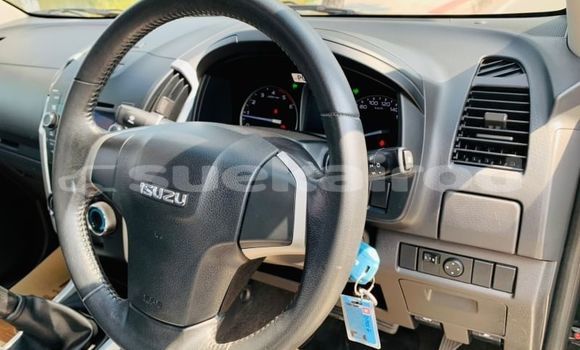 ซื้อ รถมือสอง Isuzu D-Max สีดำ รถยนต์ ใน %{เมือง} ใน กรุงเทพมหานคร ซื้อ รถมือสอง Isuzu D-Max สีดำ รถยนต์ ใน %{เมือง} ใน กรุงเทพมหานคร