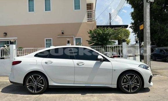 Buy Used BMW 2-Series White Car in Bangkok in Bangkok Buy Used BMW 2-Series White Car in Bangkok in Bangkok
