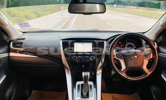 ซื้อ รถมือสอง Mitsubishi Pajero Sport อื่น ๆ รถยนต์ ใน %{เมือง} ใน กรุงเทพมหานคร ซื้อ รถมือสอง Mitsubishi Pajero Sport อื่น ๆ รถยนต์ ใน %{เมือง} ใน กรุงเทพมหานคร