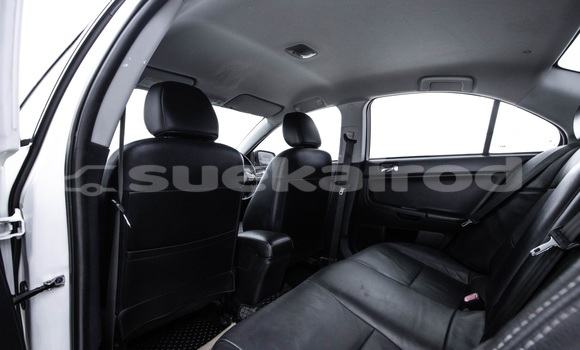 Buy Used Mitsubishi Lancer White Car in Bangkok in Bangkok Buy Used Mitsubishi Lancer White Car in Bangkok in Bangkok