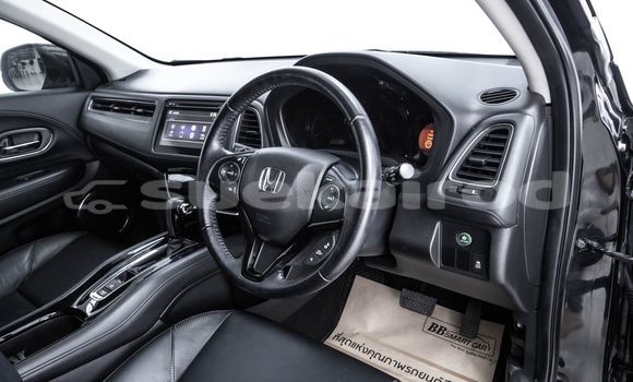 Buy Used Honda HR-V Black Car in Bangkok in Bangkok Buy Used Honda HR-V Black Car in Bangkok in Bangkok