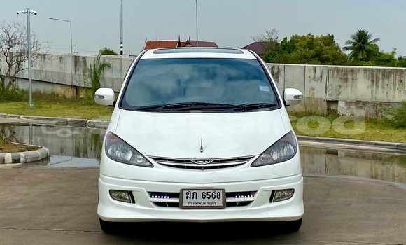Buy Used Toyota Estima White Car in Bangkok in Bangkok Buy Used Toyota Estima White Car in Bangkok in Bangkok