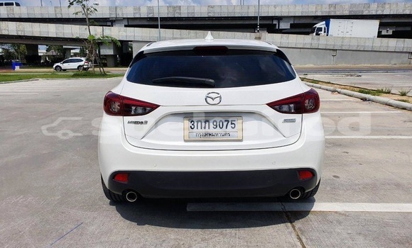 Buy Used Mazda 3 White Car in Bangkok in Bangkok Buy Used Mazda 3 White Car in Bangkok in Bangkok
