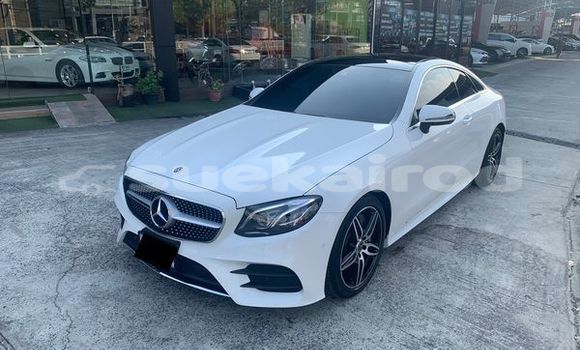 Buy Used Mercedes-Benz E-Classe White Car in Bangkok in Bangkok