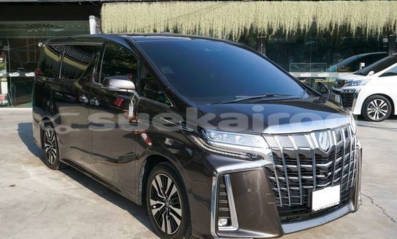 ซื้อ รถมือสอง Toyota Alphard สีดำ รถยนต์ ใน %{เมือง} ใน กรุงเทพมหานคร