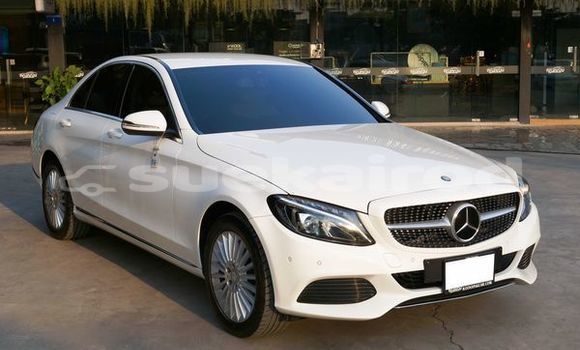 Buy Used Mercedes-Benz C180 coupe White Car in Bangkok in Bangkok Buy Used Mercedes-Benz C180 coupe White Car in Bangkok in Bangkok