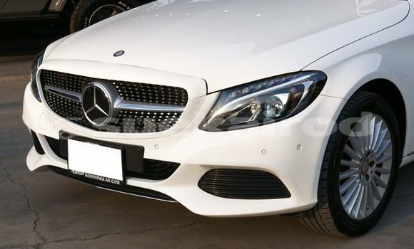 ซื้อ รถมือสอง Mercedes-Benz C180 coupe ขาว รถยนต์ ใน %{เมือง} ใน กรุงเทพมหานคร ซื้อ รถมือสอง Mercedes-Benz C180 coupe ขาว รถยนต์ ใน %{เมือง} ใน กรุงเทพมหานคร
