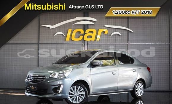 ซื้อ รถมือสอง Mitsubishi Attrage เงิน รถยนต์ ใน %{เมือง} ใน กรุงเทพมหานคร