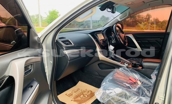 ซื้อ รถมือสอง Mitsubishi Pajero Sport อื่น ๆ รถยนต์ ใน %{เมือง} ใน กรุงเทพมหานคร ซื้อ รถมือสอง Mitsubishi Pajero Sport อื่น ๆ รถยนต์ ใน %{เมือง} ใน กรุงเทพมหานคร