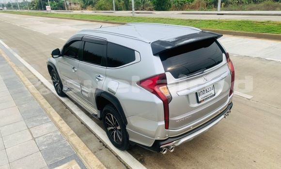 ซื้อ รถมือสอง Mitsubishi Pajero Sport อื่น ๆ รถยนต์ ใน %{เมือง} ใน กรุงเทพมหานคร ซื้อ รถมือสอง Mitsubishi Pajero Sport อื่น ๆ รถยนต์ ใน %{เมือง} ใน กรุงเทพมหานคร