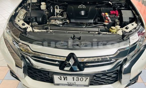 ซื้อ รถมือสอง Mitsubishi Pajero Sport ขาว รถยนต์ ใน %{เมือง} ใน กรุงเทพมหานคร ซื้อ รถมือสอง Mitsubishi Pajero Sport ขาว รถยนต์ ใน %{เมือง} ใน กรุงเทพมหานคร