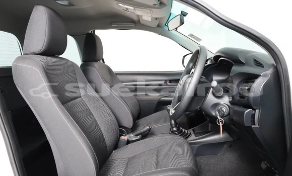 ซื้อ รถมือสอง Toyota Hiluxe Revo ขาว รถยนต์ ใน %{เมือง} ใน กรุงเทพมหานคร ซื้อ รถมือสอง Toyota Hiluxe Revo ขาว รถยนต์ ใน %{เมือง} ใน กรุงเทพมหานคร