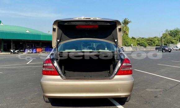 ซื้อ รถมือสอง Mercedes-Benz E-Classe สีน้ำตาล รถยนต์ ใน %{เมือง} ใน กรุงเทพมหานคร ซื้อ รถมือสอง Mercedes-Benz E-Classe สีน้ำตาล รถยนต์ ใน %{เมือง} ใน กรุงเทพมหานคร