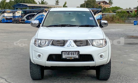 ซื้อ รถมือสอง Mitsubishi Triton สีน้ำตาล รถยนต์ ใน %{เมือง} ใน กรุงเทพมหานคร ซื้อ รถมือสอง Mitsubishi Triton สีน้ำตาล รถยนต์ ใน %{เมือง} ใน กรุงเทพมหานคร