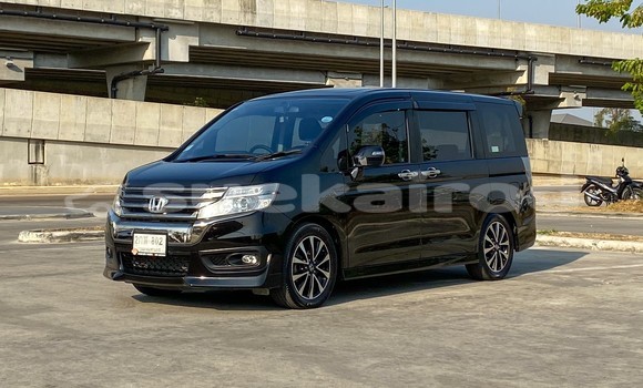 Buy Used Honda Stepwgn Black Car in Bangkok in Bangkok