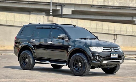 ซื้อ รถมือสอง Mitsubishi Pajero Sport สีดำ รถยนต์ ใน %{เมือง} ใน กรุงเทพมหานคร ซื้อ รถมือสอง Mitsubishi Pajero Sport สีดำ รถยนต์ ใน %{เมือง} ใน กรุงเทพมหานคร