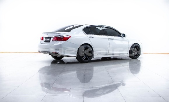 Buy Used Honda Accord White Car in Bangkok in Bangkok Buy Used Honda Accord White Car in Bangkok in Bangkok