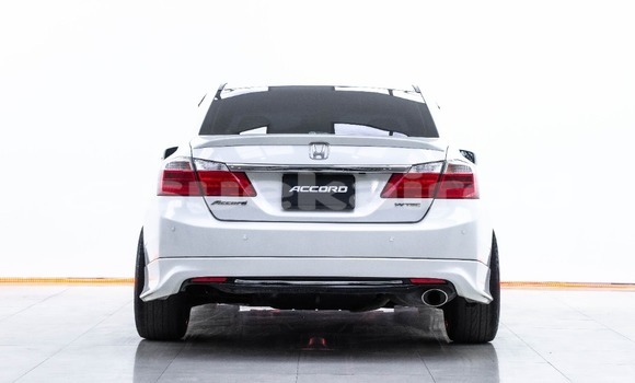 Buy Used Honda Accord White Car in Bangkok in Bangkok Buy Used Honda Accord White Car in Bangkok in Bangkok