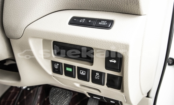 Buy Used Nissan Teana White Car in Bangkok in Bangkok Buy Used Nissan Teana White Car in Bangkok in Bangkok