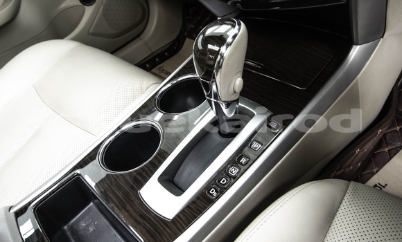 Buy Used Nissan Teana White Car in Bangkok in Bangkok Buy Used Nissan Teana White Car in Bangkok in Bangkok