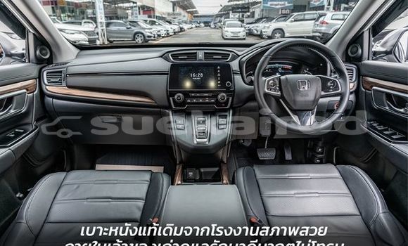 Buy Used Honda CR–V White Car in Bangkok in Bangkok Buy Used Honda CR–V White Car in Bangkok in Bangkok