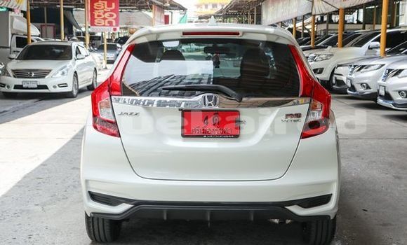 ซื้อ รถมือสอง Honda Jazz ขาว รถยนต์ ใน %{เมือง} ใน กรุงเทพมหานคร ซื้อ รถมือสอง Honda Jazz ขาว รถยนต์ ใน %{เมือง} ใน กรุงเทพมหานคร