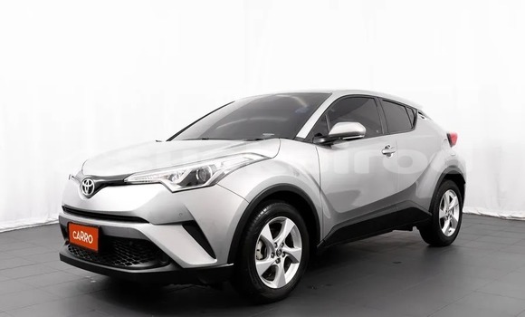 ซื้อ รถมือสอง Toyota C-HR เงิน รถยนต์ ใน %{เมือง} ใน กรุงเทพมหานคร ซื้อ รถมือสอง Toyota C-HR เงิน รถยนต์ ใน %{เมือง} ใน กรุงเทพมหานคร