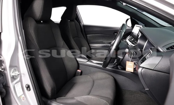 ซื้อ รถมือสอง Toyota C-HR เงิน รถยนต์ ใน %{เมือง} ใน กรุงเทพมหานคร ซื้อ รถมือสอง Toyota C-HR เงิน รถยนต์ ใน %{เมือง} ใน กรุงเทพมหานคร