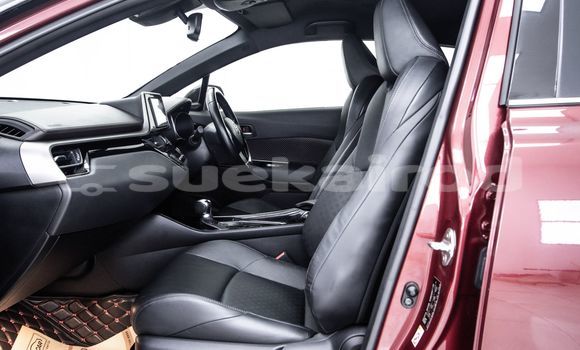 ซื้อ รถมือสอง Toyota C-HR สีแดง รถยนต์ ใน %{เมือง} ใน กรุงเทพมหานคร ซื้อ รถมือสอง Toyota C-HR สีแดง รถยนต์ ใน %{เมือง} ใน กรุงเทพมหานคร