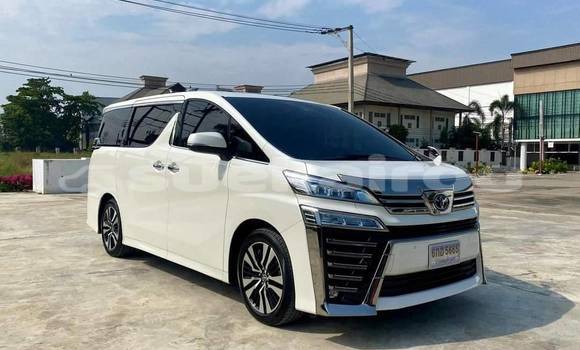 Buy Used Toyota Vellfire White Car in Bangkok in Bangkok Buy Used Toyota Vellfire White Car in Bangkok in Bangkok