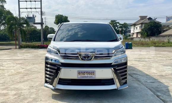 Buy Used Toyota Vellfire White Car in Bangkok in Bangkok Buy Used Toyota Vellfire White Car in Bangkok in Bangkok