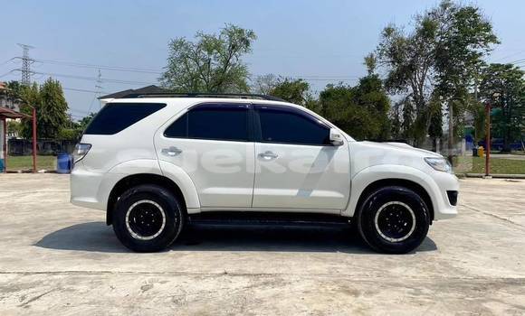 Buy Used Toyota Fortuner White Car in Bangkok in Bangkok Buy Used Toyota Fortuner White Car in Bangkok in Bangkok