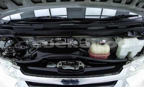 Buy Used Toyota Commuter White Car in Bangkok in Bangkok Buy Used Toyota Commuter White Car in Bangkok in Bangkok