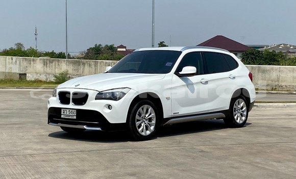Buy Used BMW X1 White Car in Bangkok in Bangkok
