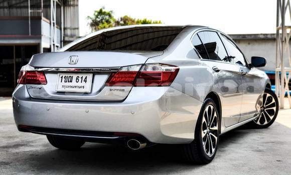 Buy Used Honda Accord Other Car in Bangkok in Bangkok Buy Used Honda Accord Other Car in Bangkok in Bangkok