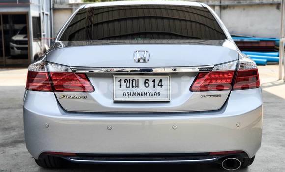 Buy Used Honda Accord Other Car in Bangkok in Bangkok Buy Used Honda Accord Other Car in Bangkok in Bangkok