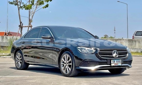 Buy Used Mercedes-Benz E-klasse Black Car in Bangkok in Bangkok Buy Used Mercedes-Benz E-klasse Black Car in Bangkok in Bangkok