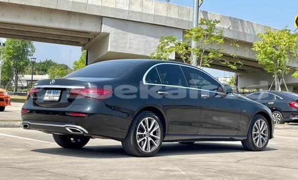 Buy Used Mercedes-Benz E-klasse Black Car in Bangkok in Bangkok Buy Used Mercedes-Benz E-klasse Black Car in Bangkok in Bangkok