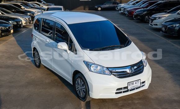 Buy Used Honda Freed White Car in Bangkok in Bangkok Buy Used Honda Freed White Car in Bangkok in Bangkok