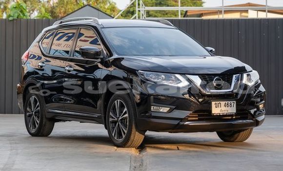 ซื้อ รถมือสอง Nissan X-Trail สีดำ รถยนต์ ใน %{เมือง} ใน กรุงเทพมหานคร